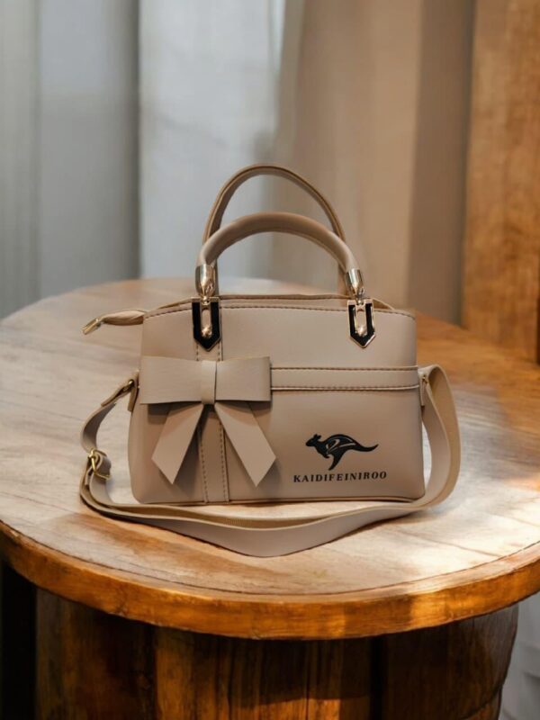 Elegant PU Leather Top Handle Bag – Compact Style for Everyday Use